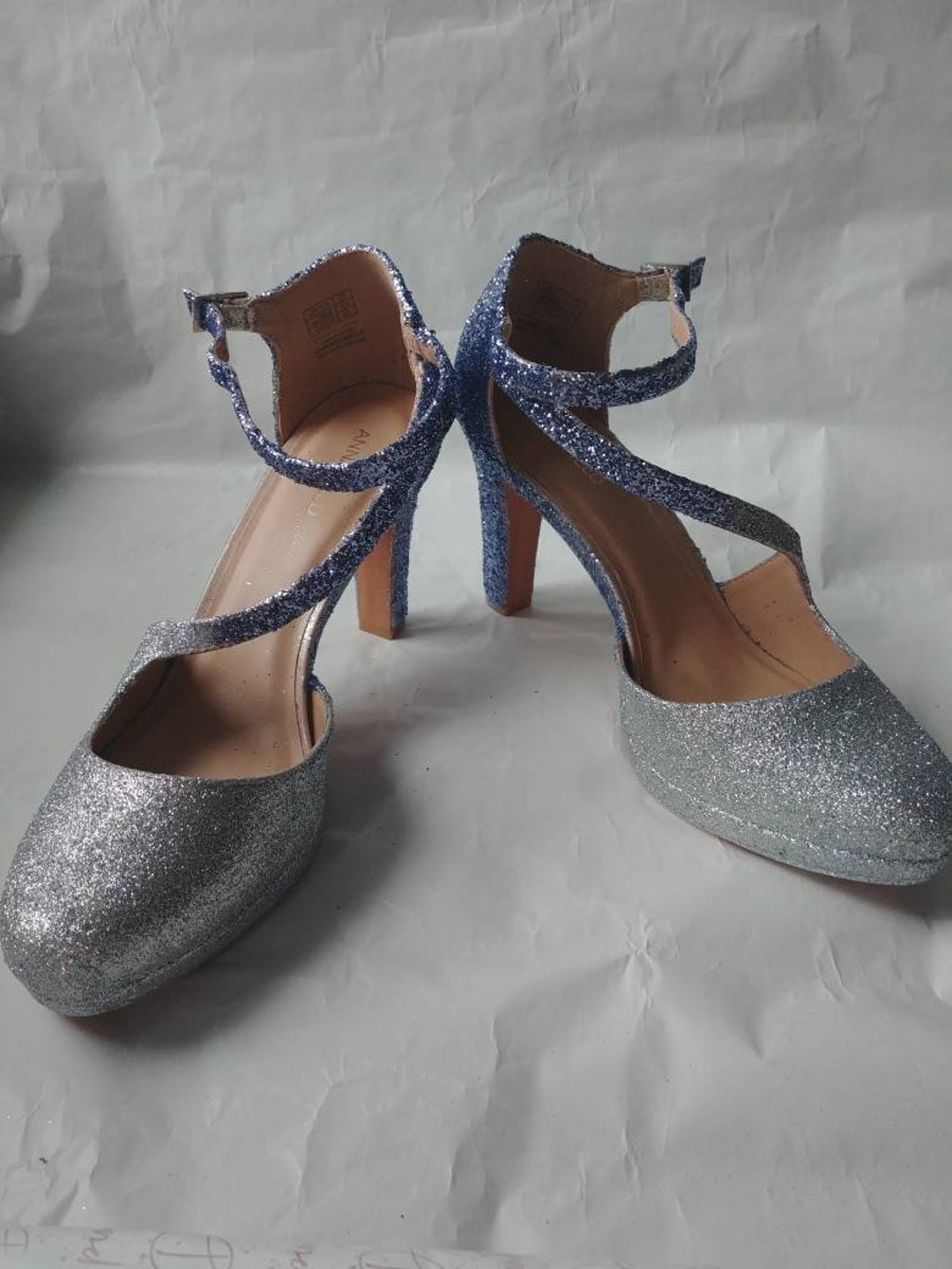 Scarpa con cinturino Anna Field glitterata nella tua scelta di colore