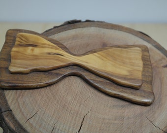 Wooden bow tie