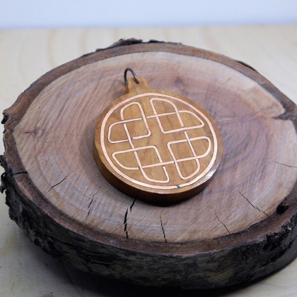 Ciondolo Viking Love Rune In Legno &ndash; Fatto A Mano Nel Regno Unito, Doppia Faccia, Regalo Originale