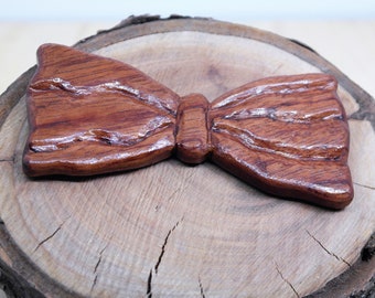 Wooden bow tie