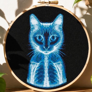 Patrón de punto de cruz de gato con rayos X en PDF, gráfico de bordado de esqueleto felino, decoración gótica de Halloween, arte anatómico espeluznante, descarga digital.