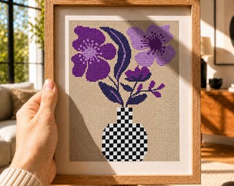 花柄クロスステッチ図案PDF。花瓶に入った紫の花束 - モダン