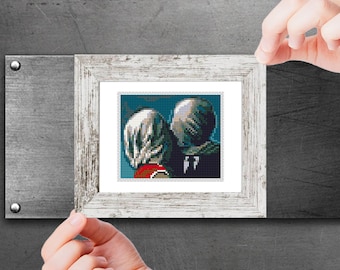 Mini padrão de ponto cruz - Arte moderna em miniatura - Os Amantes, de René Magritte. Pequena obra de arte famosa. Mini padrão de bordado à mão em PDF. Amor e Beijo.