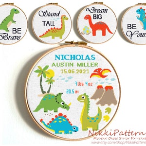出産のお知らせクロスステッチ図案PDF、恐竜のクロスステッチ、赤ちゃんの動物の刺繍、モダンな子供部屋の壁飾り、大きな夢