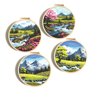 Berglandschaft Kreuzstichmuster, ruhige Wiese mit rosa Wildblumen und fließendem Bach, einfaches PDF im X-Stich Stickmuster