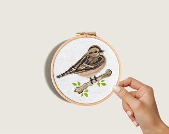 手刺しゅう　額　鳥 現在、この商品の在庫はありません - Etsy