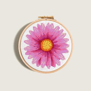 Patrón de punto de cruz de mini gerberas, flor rosa diminuta, gráfico de bordado floral fácil, patrón de naturaleza, muestrario floral, descarga instantánea en PDF