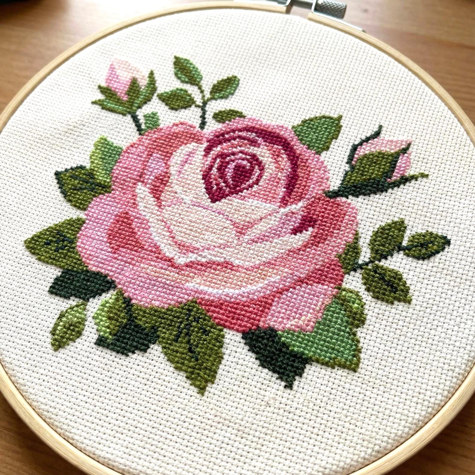 ピンクのバラのクロスステッチパターンPDF – 花の刺繍デザイン