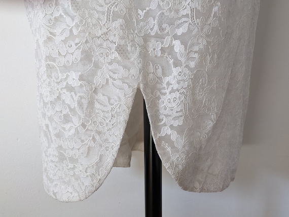 1960’s, white lace wedding dress. - image 8