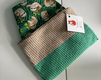 Green Sloth Zipper Bag