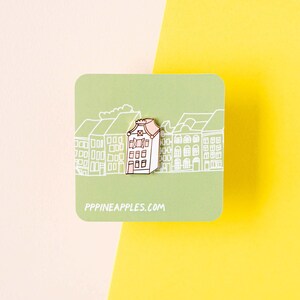 Amsterdam Canal House in Pink  |  Amsterdam Canal House pin  | Enamel Dutch House brooch