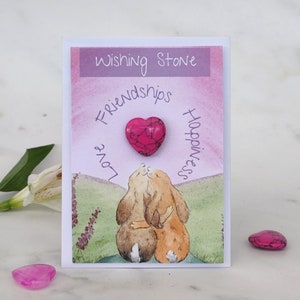 LOVE - Wishing Stone Crystal Card met originele kunstwerken, knuffelkonijntjes, positieve energievriendelijkheid, ondersteunend sentimenteel tokencadeau