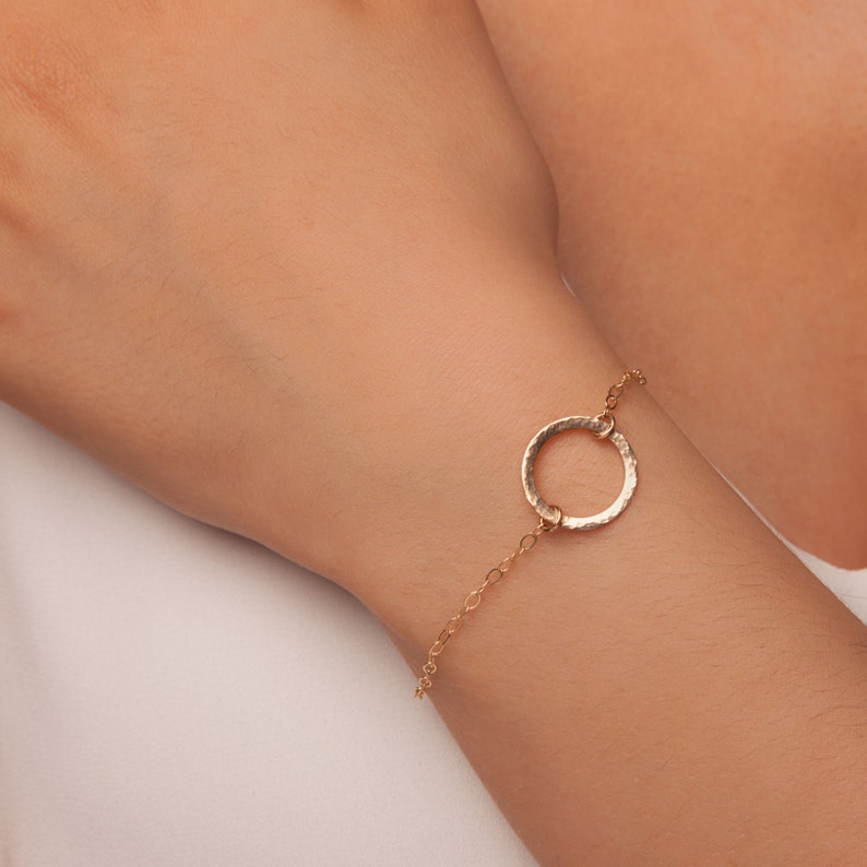 Hammered gold circle bracelet, gold karma bracelet, gold infinity bracelet, circle bracelet gold, round bracelet, ring bracelet image 1