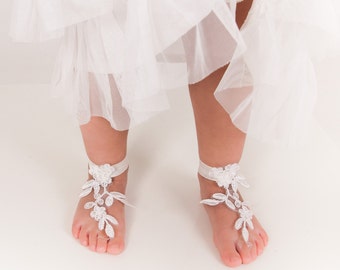 Sandalias descalzas de encaje para bebés -Sandalias sin pies para niños pequeños -Zapatos para niños -Sandalias descalzas para niñas de flores -Sandalias sin pies de encaje francés para bodas en la playa