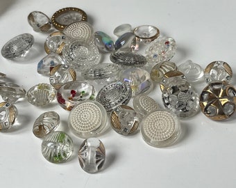 Lot of 35 vintage glass buttons - Clear glass buttons