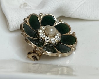 Vintage Coro signed enamel green flower brooch