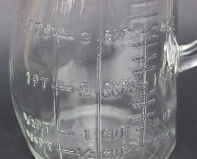 Farmhouse Kitchen Baby Bump Formula Jug Vintage Glasco 1 Quart Measuring Pitcher 4 Cups