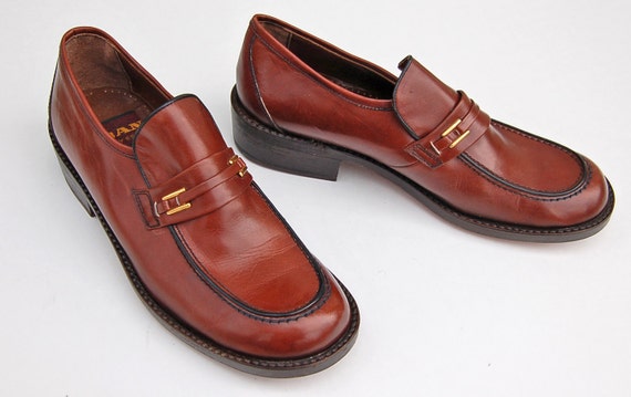 80s loafers store