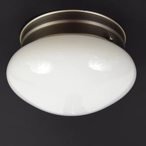 Vintage 7,75&quot; D-plafondarmatuur met paddestoelen + nikkelen fitting | Inbouw, wit melkglas | Plafondlamp