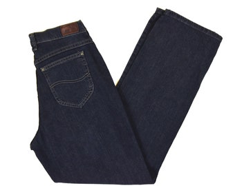 Vintage High Waist Lee Jeans | Relaxed, Straight Leg | 32 " Waist 31" Inseam |  8 Medium