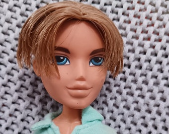 Bratz Boyz Cameron ... with a Passion for Fashion Bratz Boyfriend doll c. 2002 MGA