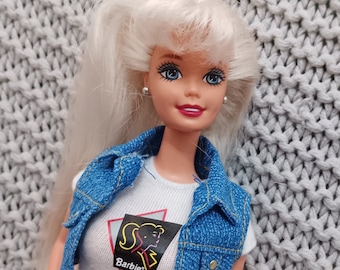 Vintage Cool Shoppin' Barbie in her original outfit c. 1997 Mattel