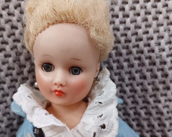 Vintage Horsman Cindy Doll: 1950s Fashion Doll, Handmade Floral Dress