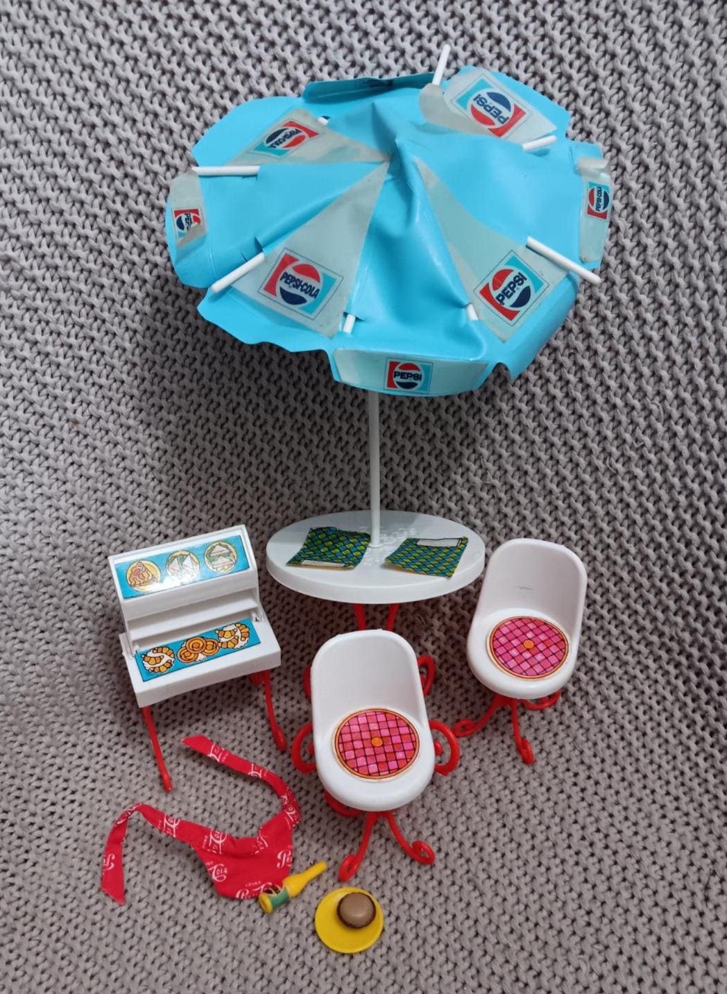 barbie patio umbrella pepsi Vintage Superstar Era Barbie Play Paks Pepsi Patio Party Set C. 1978 Mattel