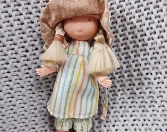 Vintage 6" Holly Hobbie friend, Amy in complete original outfit c. 1975 Knickerbocker