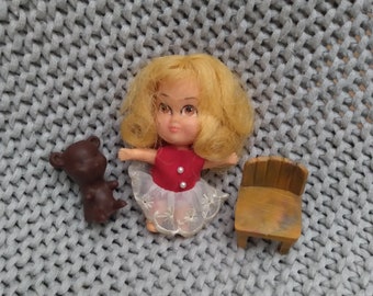 Vintage Storykins Goldilocks doll with baby bear and his little chair c. 1967 Hasbro
