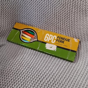 Set of Six Colorful Vintage 1960&#39;s Stainless Steel Fondue Forks in original box