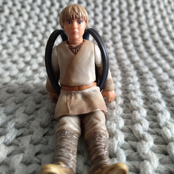Young anakin skywalker action figure discount
