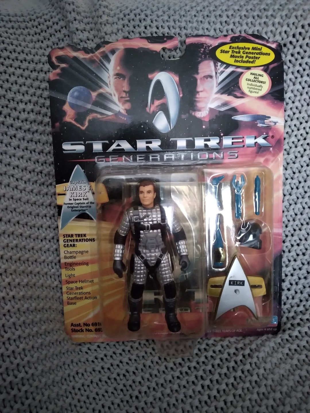 NRFB Star Trek Generations Captain Kirk Action Figure 1994 Playmates 