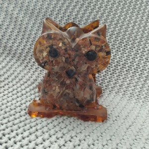Vintage 1970's Lucite and amber colored owl napkin holder in "vomit" style