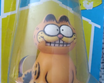 Garfield ベッドで寝るフィギュア 1978年製 Garfield ベッドで寝るフィギュア 1978年製