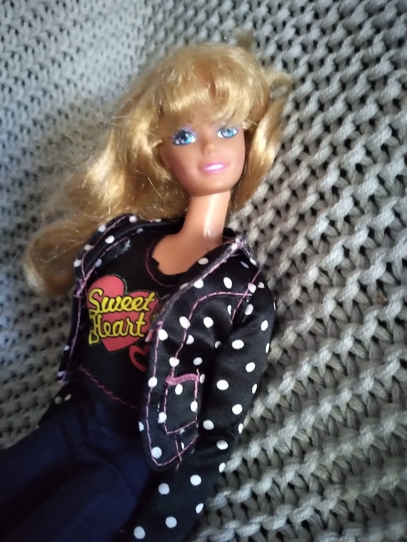 Vintage 1990 s Sweet Heart Barbie in Rockabilly Pin up Style Outfit Etsy Canada
