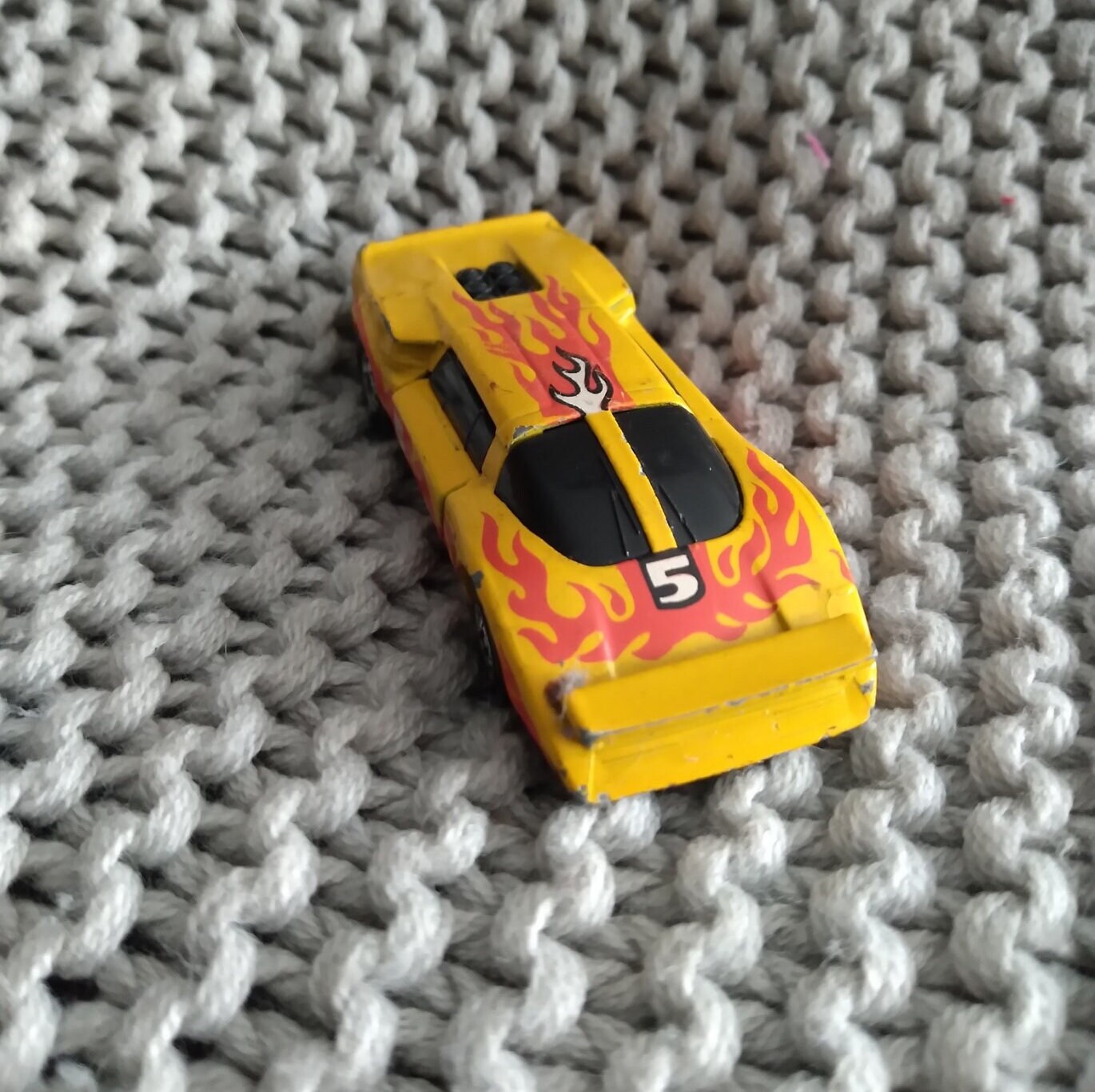 1984 Hot Wheels Crack up Top Crash Car 1/64