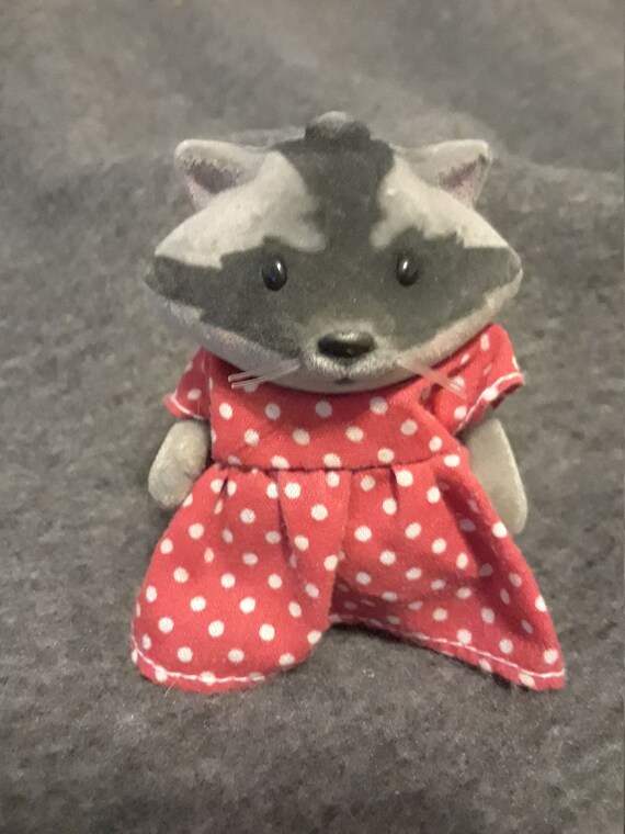 sylvanian families raccoon family