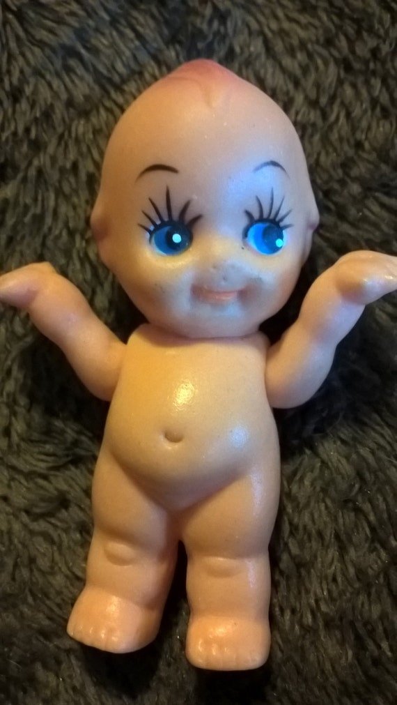 kewpie doll eyes