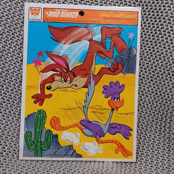 Vintage Looney Tunes Roadrunner and Coyote frame tray puzzle c. 1973 Whitman