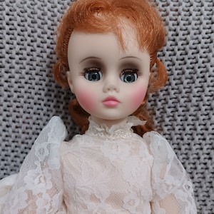 Beautiful Vintage Madame Alexander 18&quot; redheaded &quot;Elise&quot; bride doll from 1966