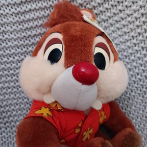 VGC Tagged vintage Disneyland Resorts plush Dale the Chipmunk from Chip N Dale&#39;s Rescue Rangers