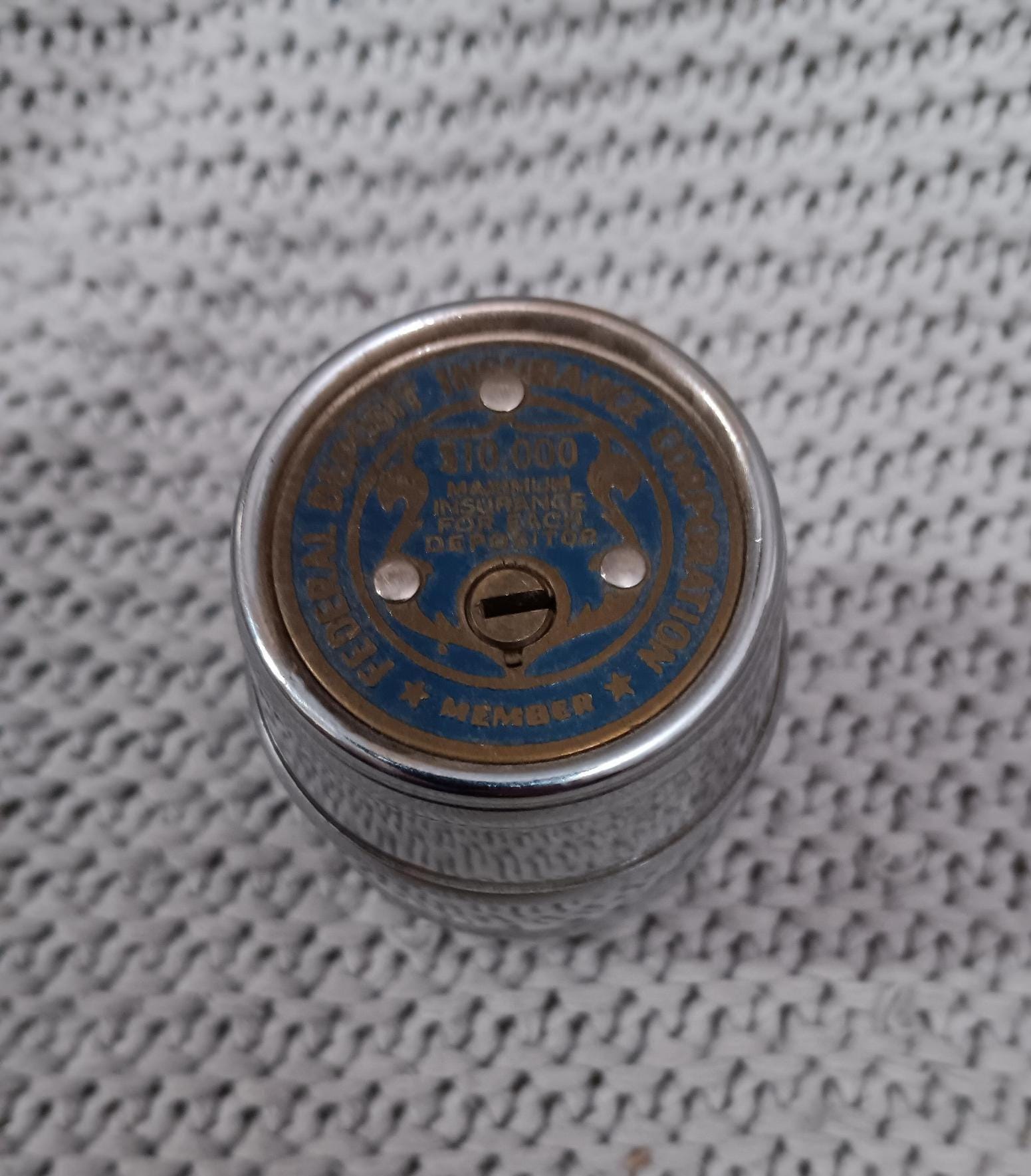 Vintage Metal Banks - Etsy Canada