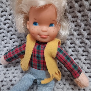 Vintage Honey Hill Bunch &quot;Spunky&quot; Boy doll in his original outfit c. 1978 Mattel