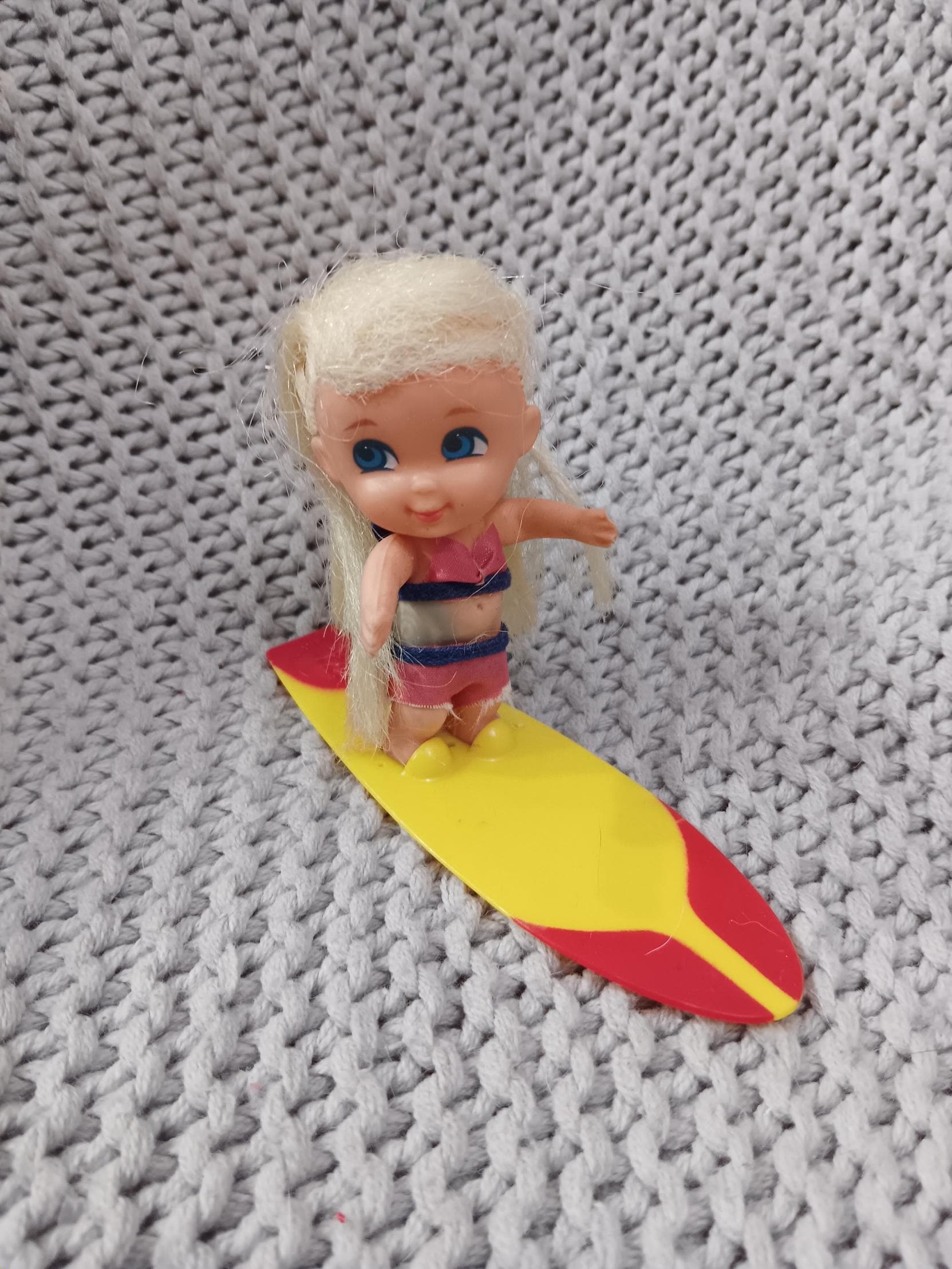 Vintage Liddle Kiddles Surfy Skiddle Doll: 1967 Mattel, Original