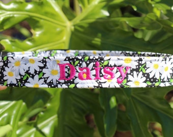 Daisy Dog Collar Spring Summer Floral Pet Collar Personalized with Name Custom Embroidered Girly Flower Dog Collar friend gift