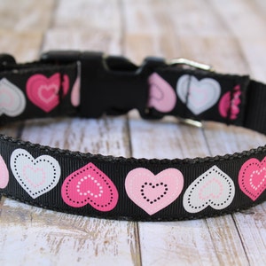 Collier de chien de jour de Valentine - collier de chien de coeur - collier de chien d&#39;amour - collier personnalisé de chien - laisse de chien de jour de Valentine - harnais de chien de coeur