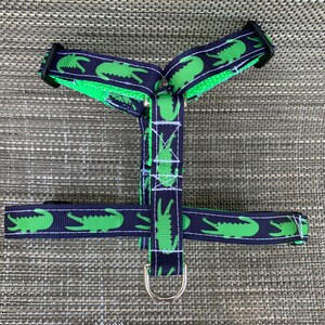 Gator Hundegeschirr - Personalisiertes Hundegeschirr - Jungen Hundegeschirr - Monogramm Geschirr - Preppy Hundegeschirr - Alligator Hundegeschirr