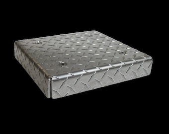 Diamond Plate Metal Square Plant Caddy