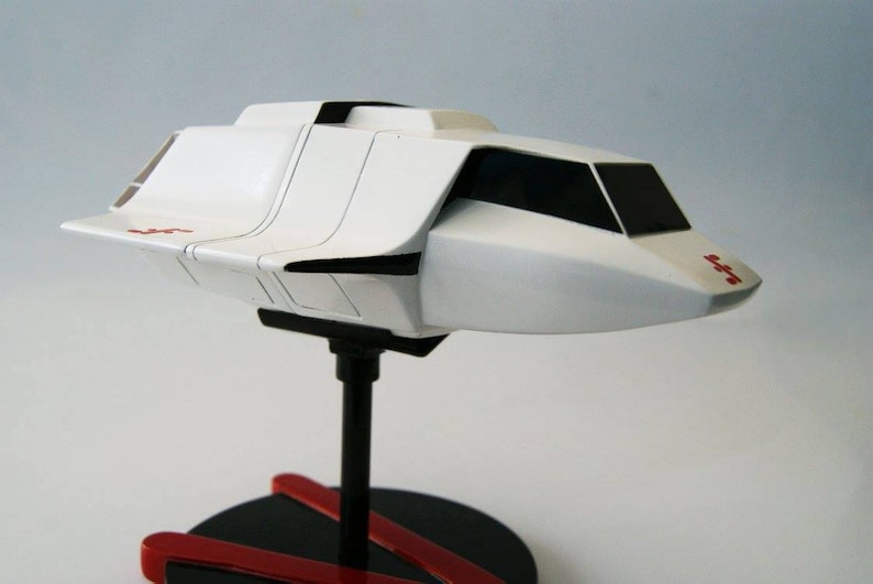 Maqueta de Caza en vuelo de V Los Visitantes escala 1/48. V Visitors Skyfighter image 5